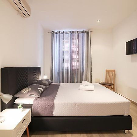 Old Town Donatello Apartment Zara Esterno foto